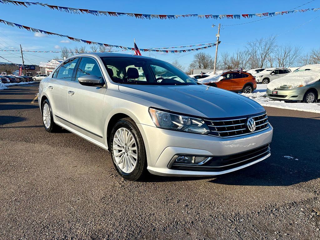2016 Volkswagen Passat SE PZEV w/Technology
