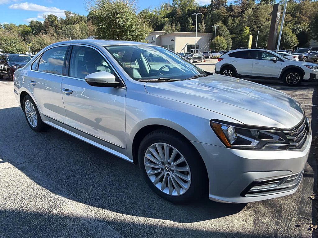 2017 Volkswagen Passat SE