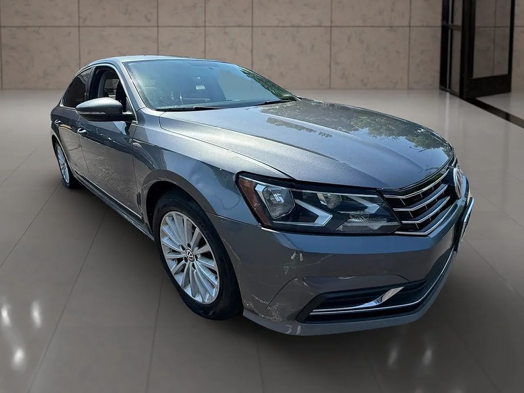 2017 Volkswagen Passat SE