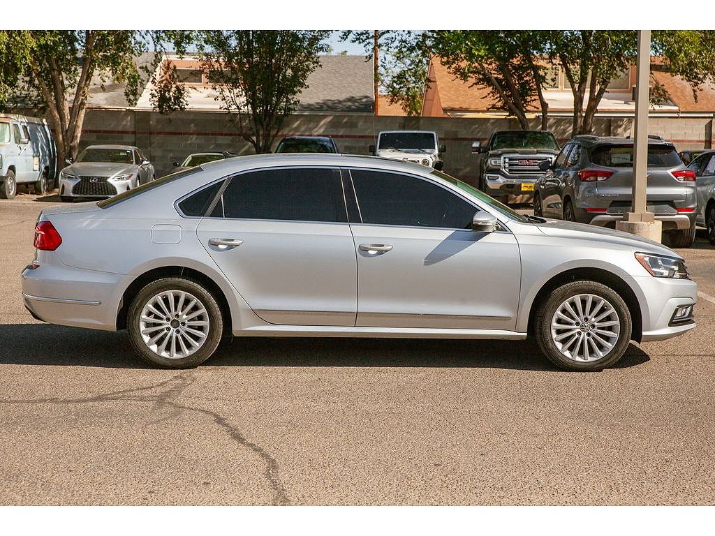 2016 Volkswagen Passat SE PZEV w/Technology