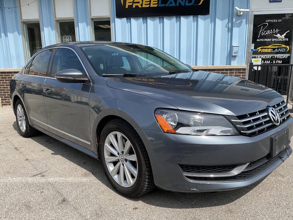 2012 Volkswagen Passat SEL Premium PZEV