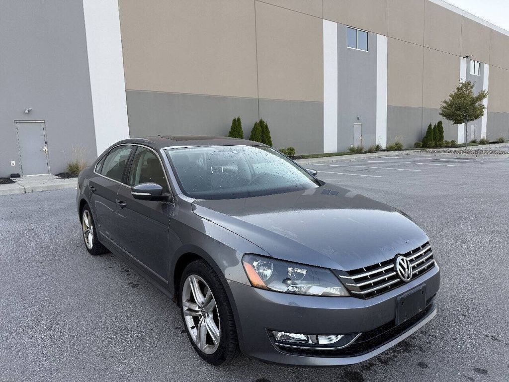 2014 Volkswagen Passat SEL Premium