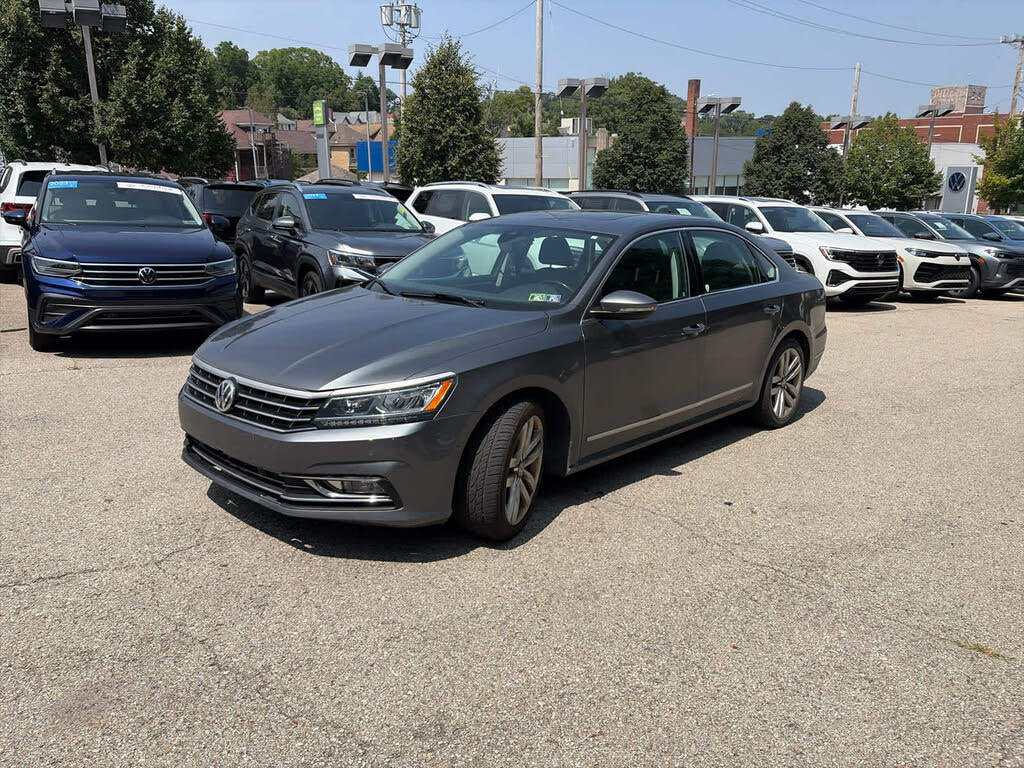2017 Volkswagen Passat SEL Premium