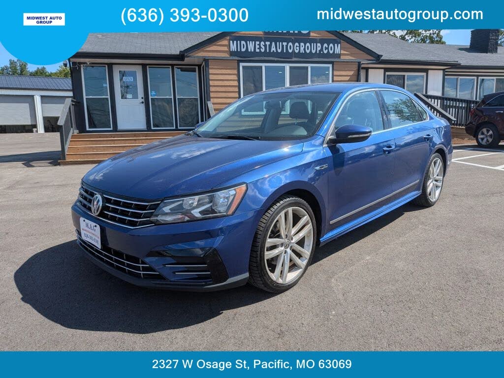 2017 Volkswagen Passat R-Line