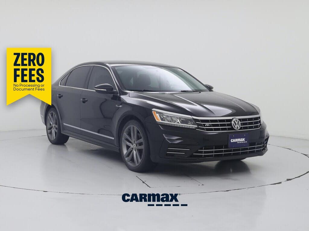2017 Volkswagen Passat R-Line