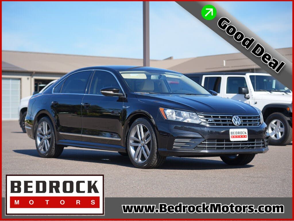 2017 Volkswagen Passat R-Line