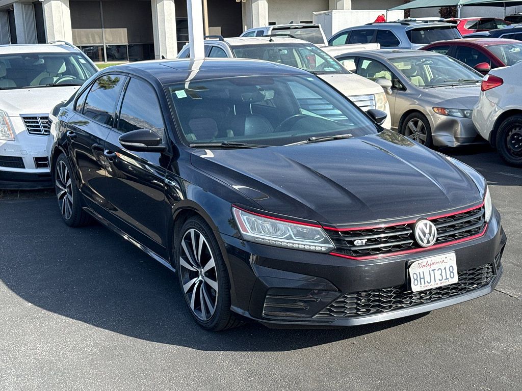 2018 Volkswagen Passat V6 GT