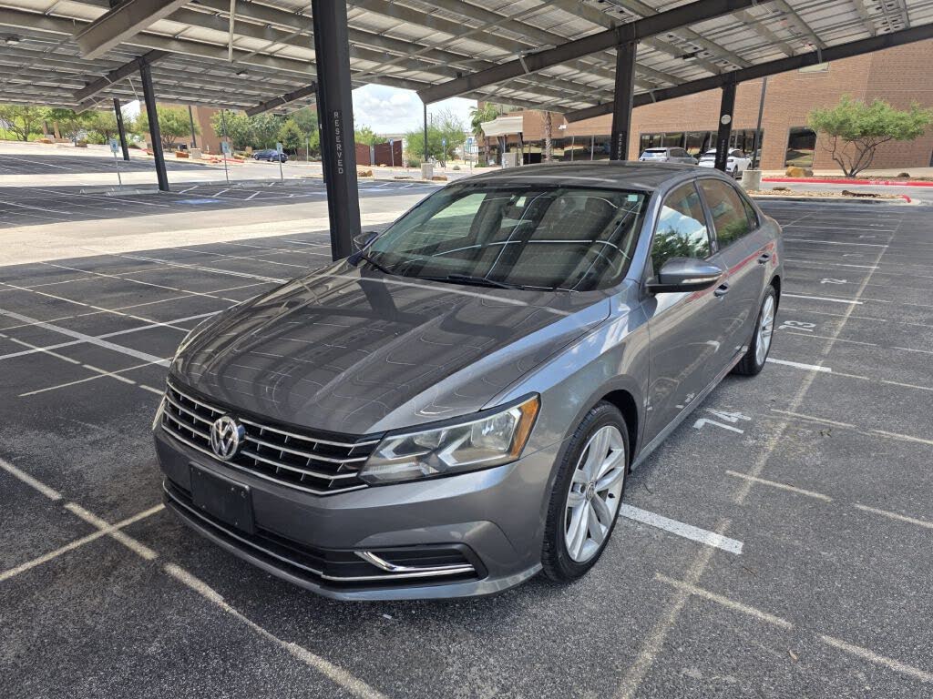 2019 Volkswagen Passat Wolfsburg Edition