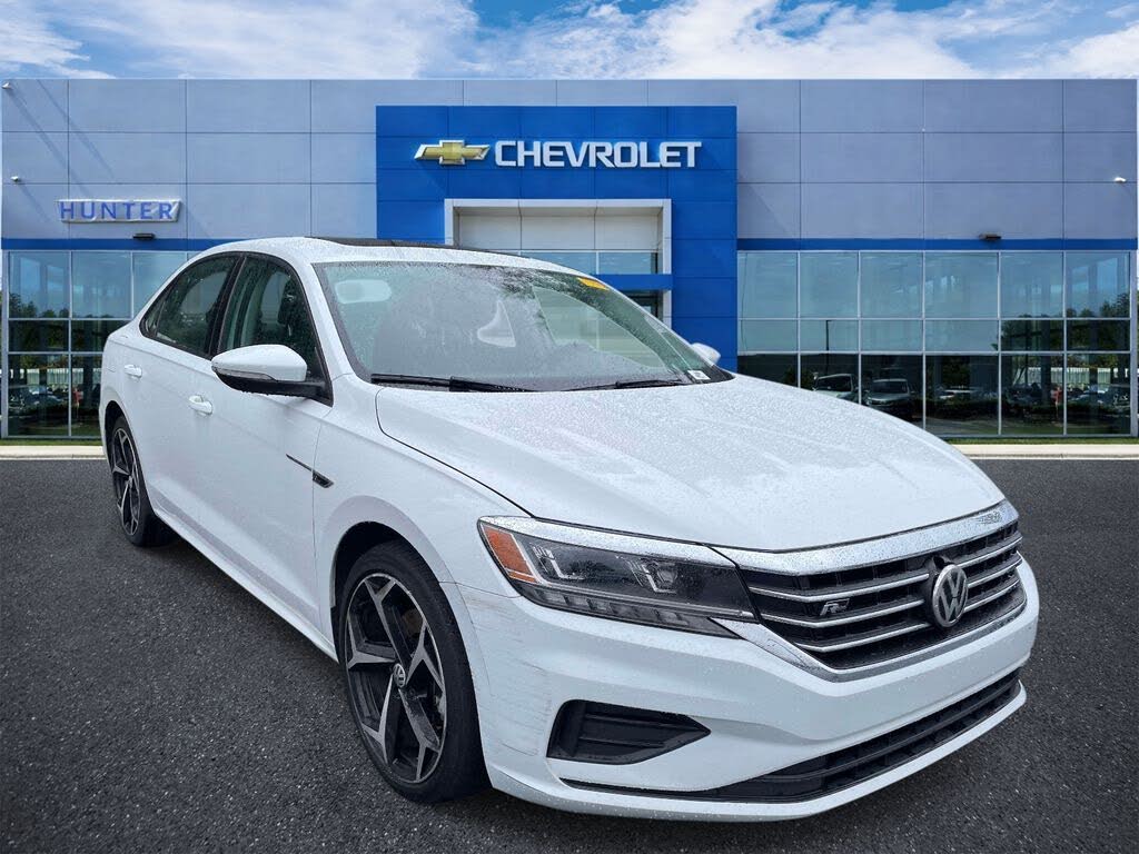 2020 Volkswagen Passat R-Line
