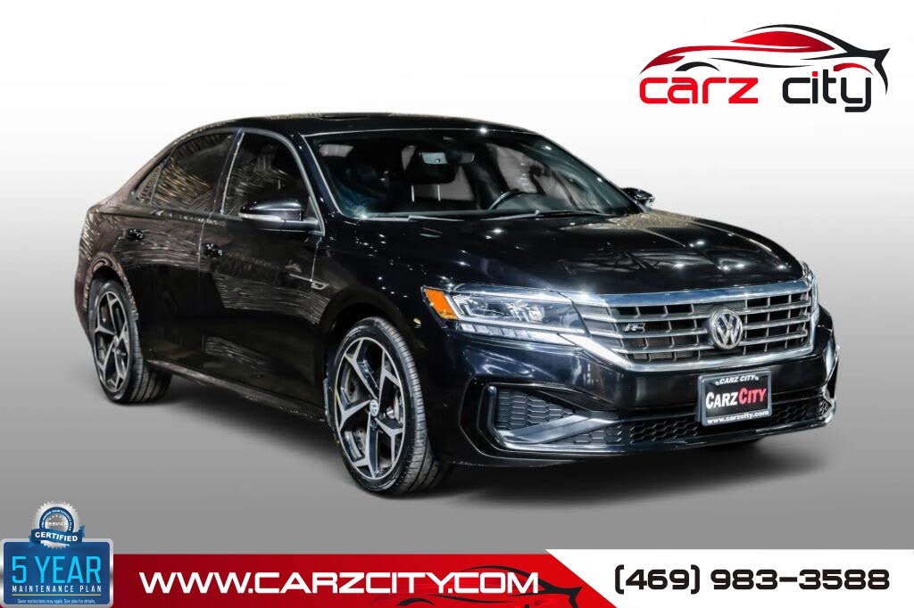 2022 Volkswagen Passat R-Line