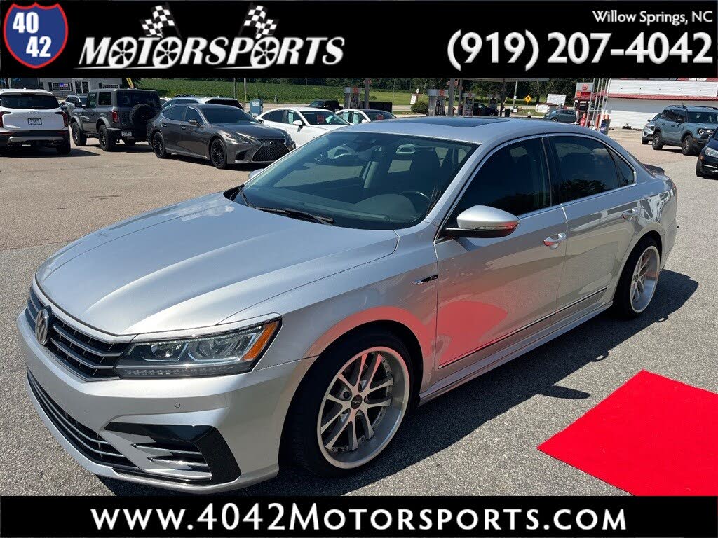 2019 Volkswagen Passat SE R-Line