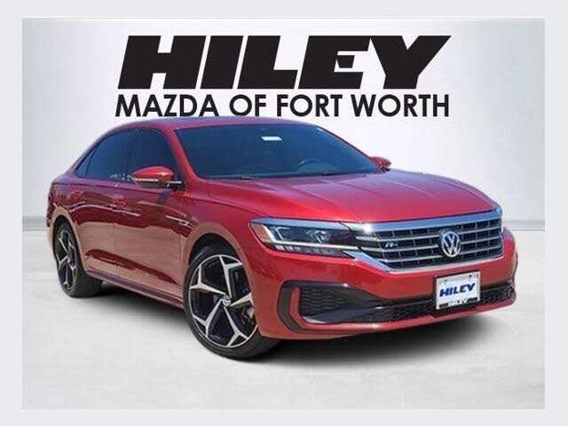 2022 Volkswagen Passat R-Line