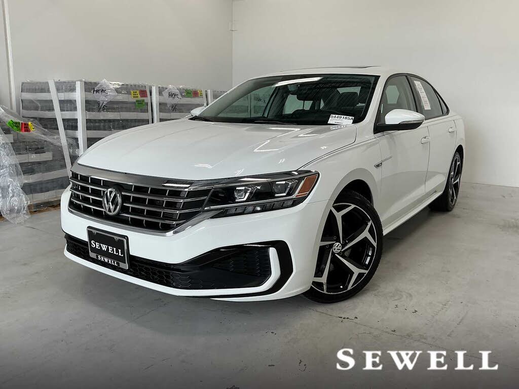2020 Volkswagen Passat R-Line