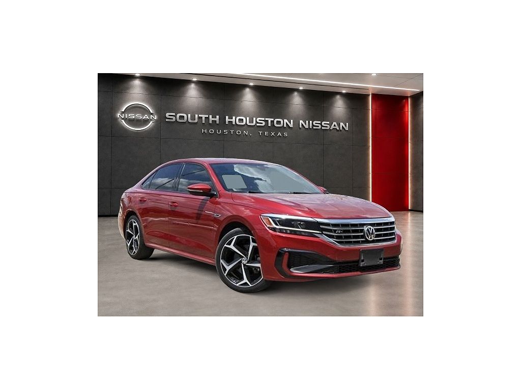 2022 Volkswagen Passat 2.0T R-Line