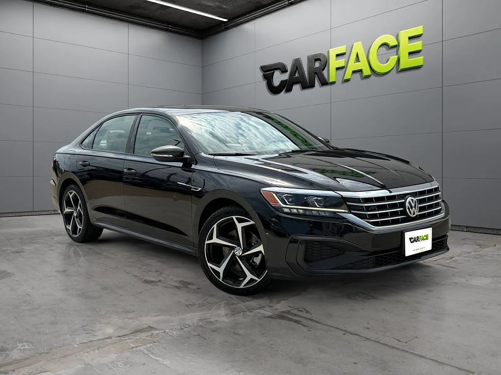 2022 Volkswagen Passat R-Line