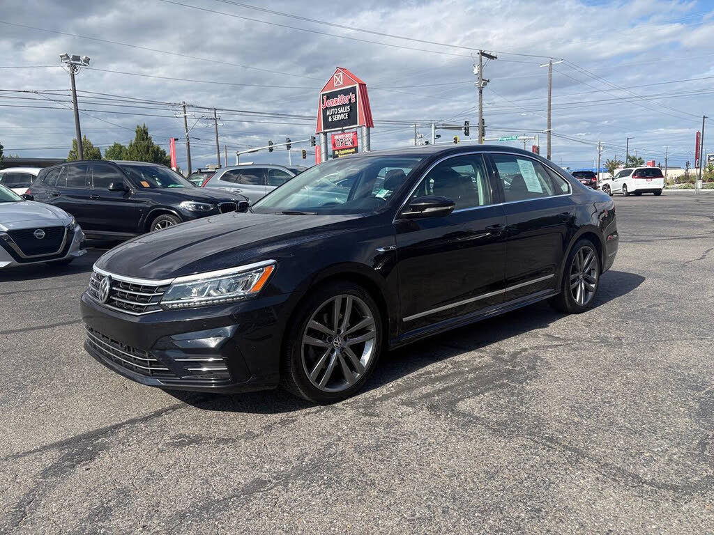 2019 Volkswagen Passat SE R-Line