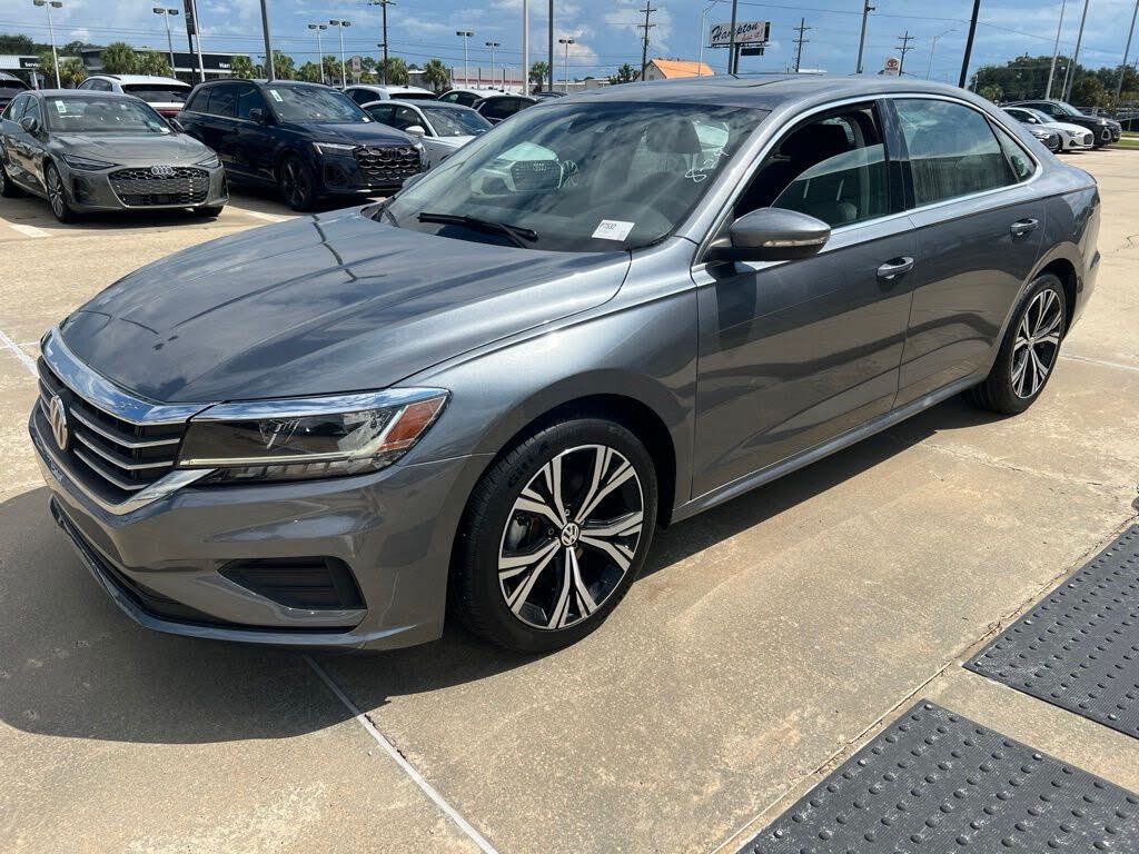 2022 Volkswagen Passat SE