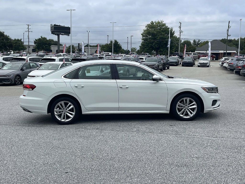 2020 Volkswagen Passat SE