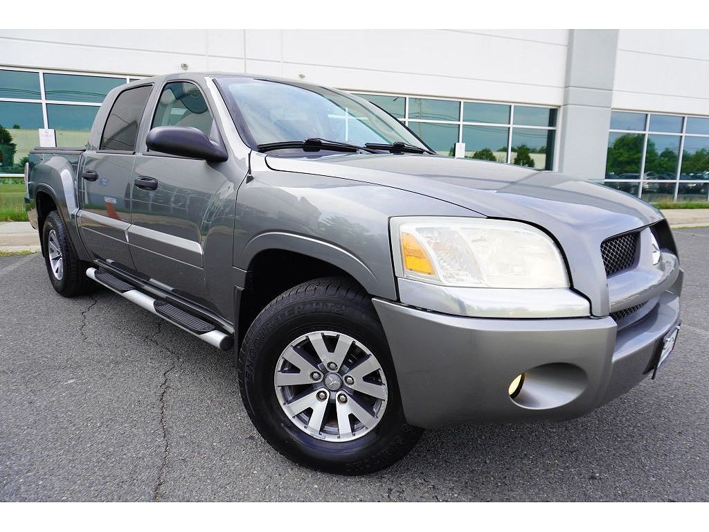 2007 Mitsubishi Raider LS