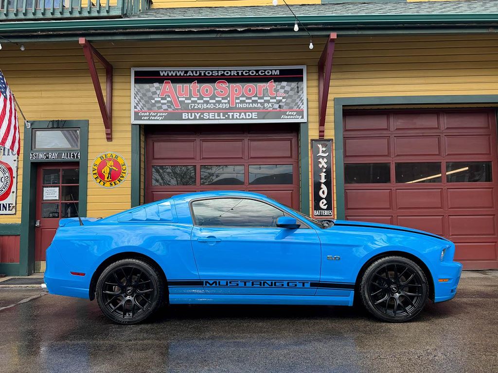 2013 Ford Mustang GT Premium