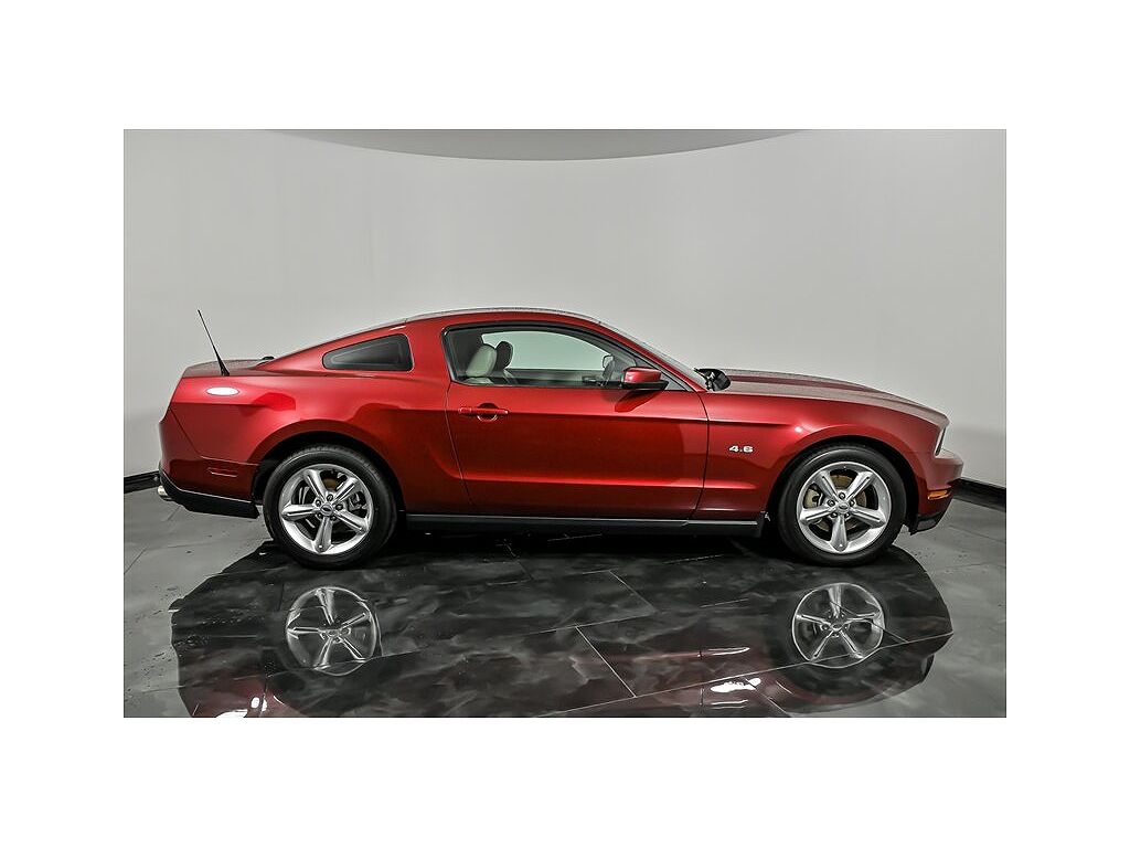 2010 Ford Mustang GT Premium