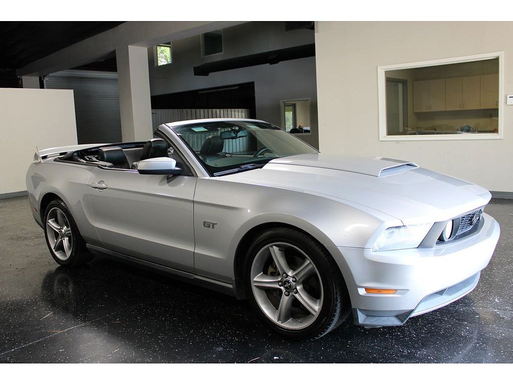 2010 Ford Mustang GT Premium