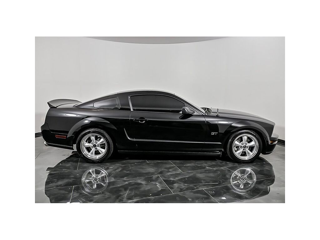 2007 Ford Mustang GT Premium