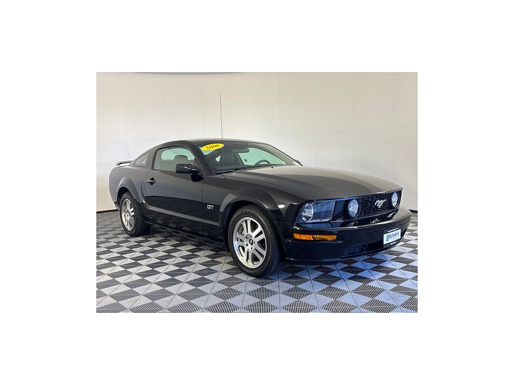 2006 Ford Mustang GT Premium