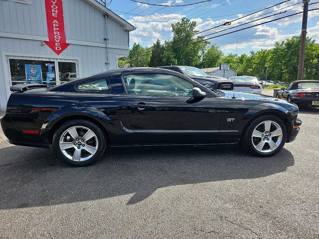 2006 Ford Mustang GT Premium