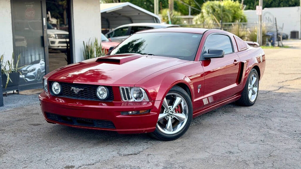 2006 Ford Mustang GT Deluxe