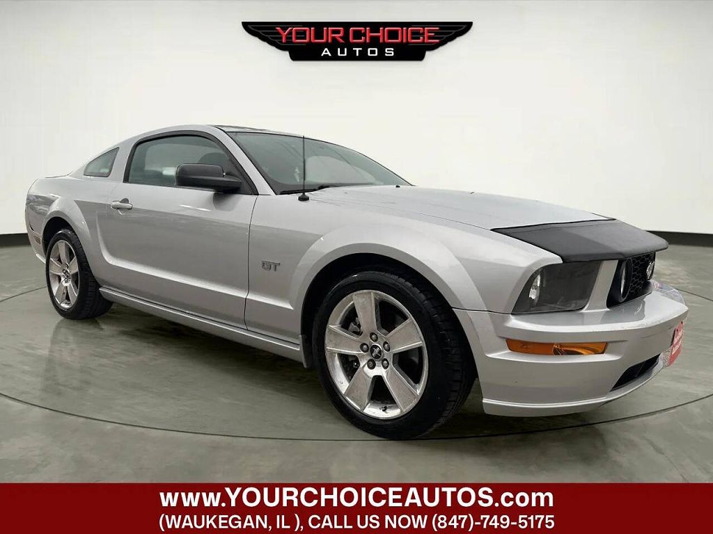 2006 Ford Mustang GT Deluxe