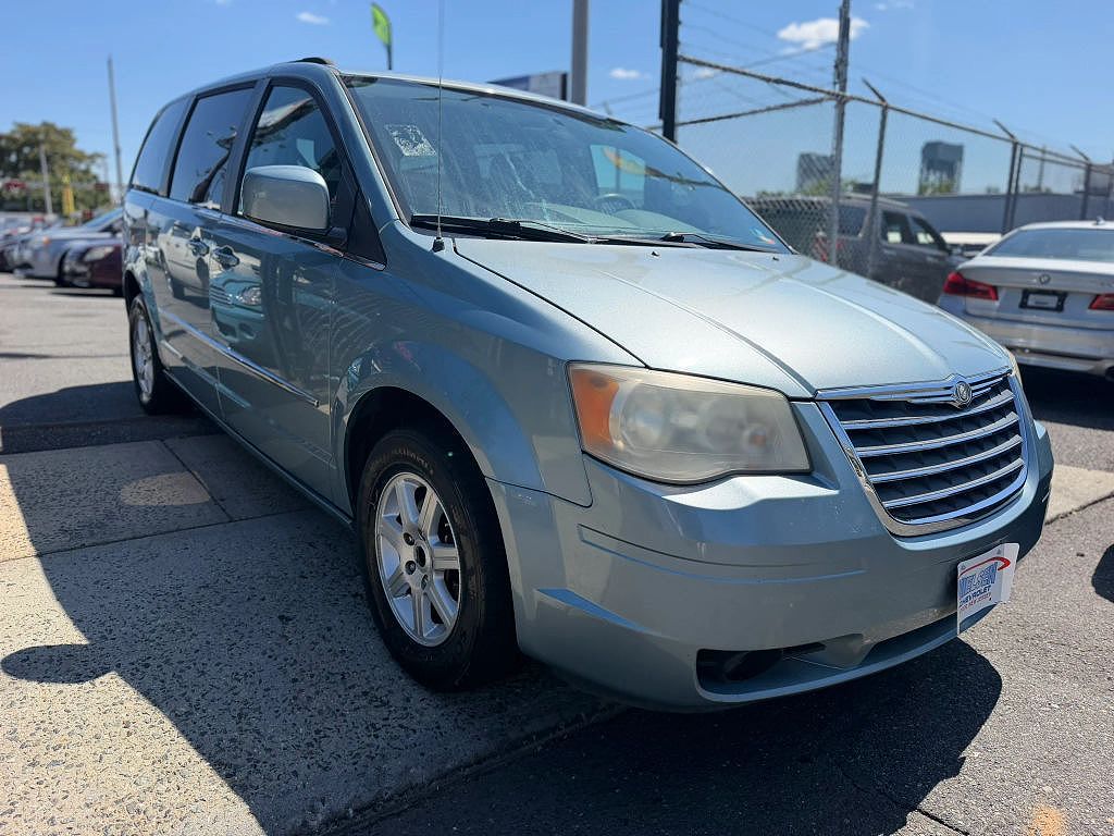 2010 Chrysler Town & Country Touring