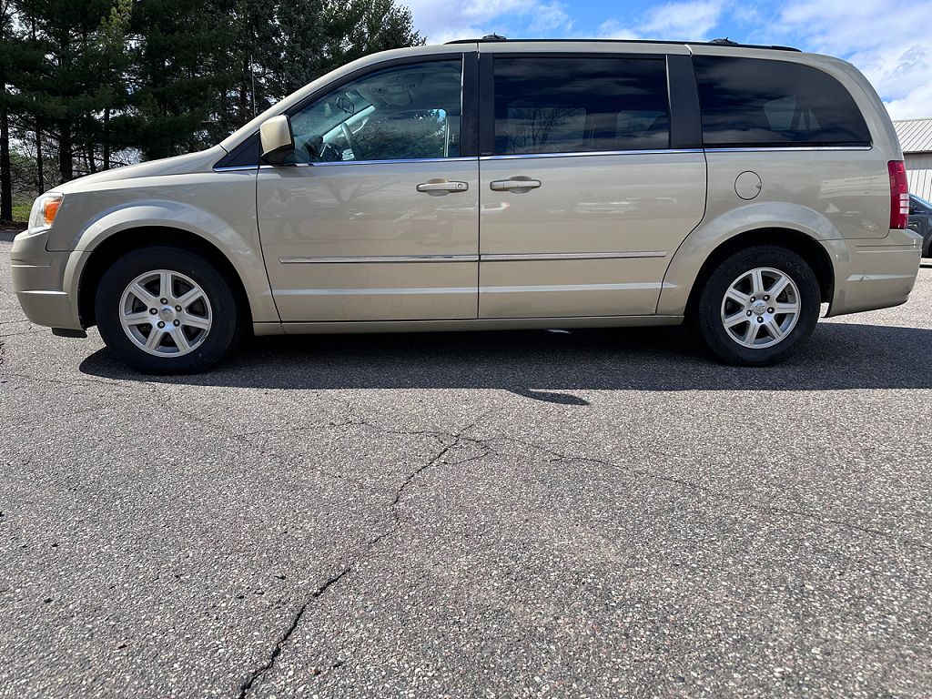 2010 Chrysler Town and Country Touring