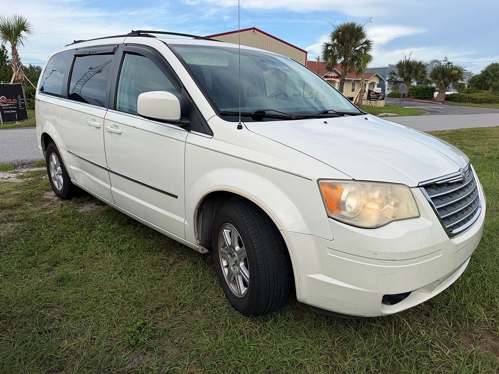 2010 Chrysler Town & Country Touring