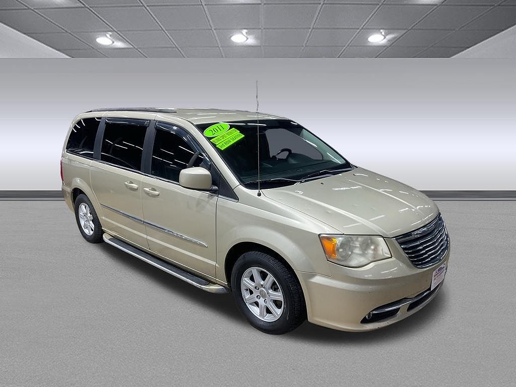 2011 Chrysler Town & Country Touring