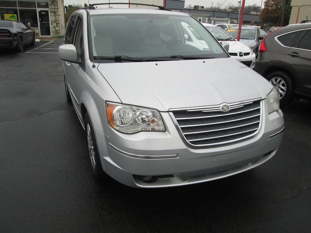 2010 Chrysler Town and Country Touring