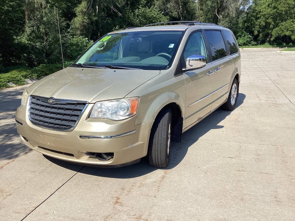 2010 Chrysler Town & Country Limited