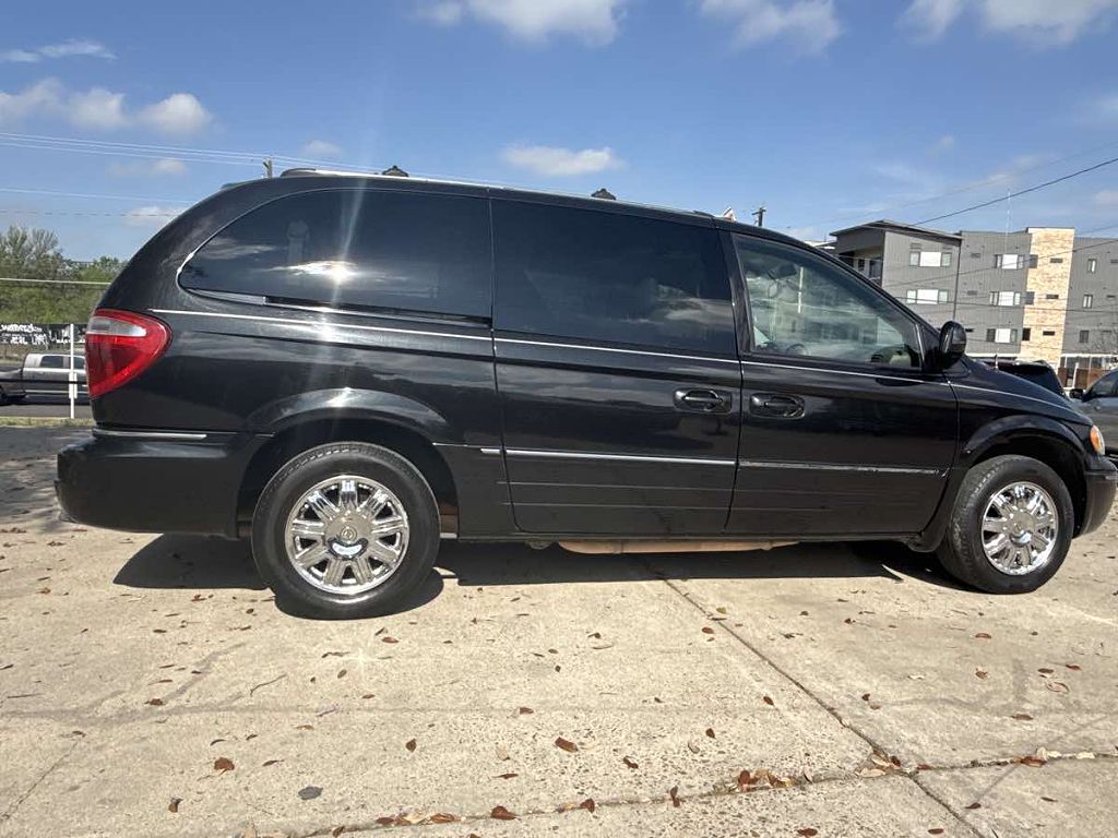 2007 Chrysler Town and Country Limited