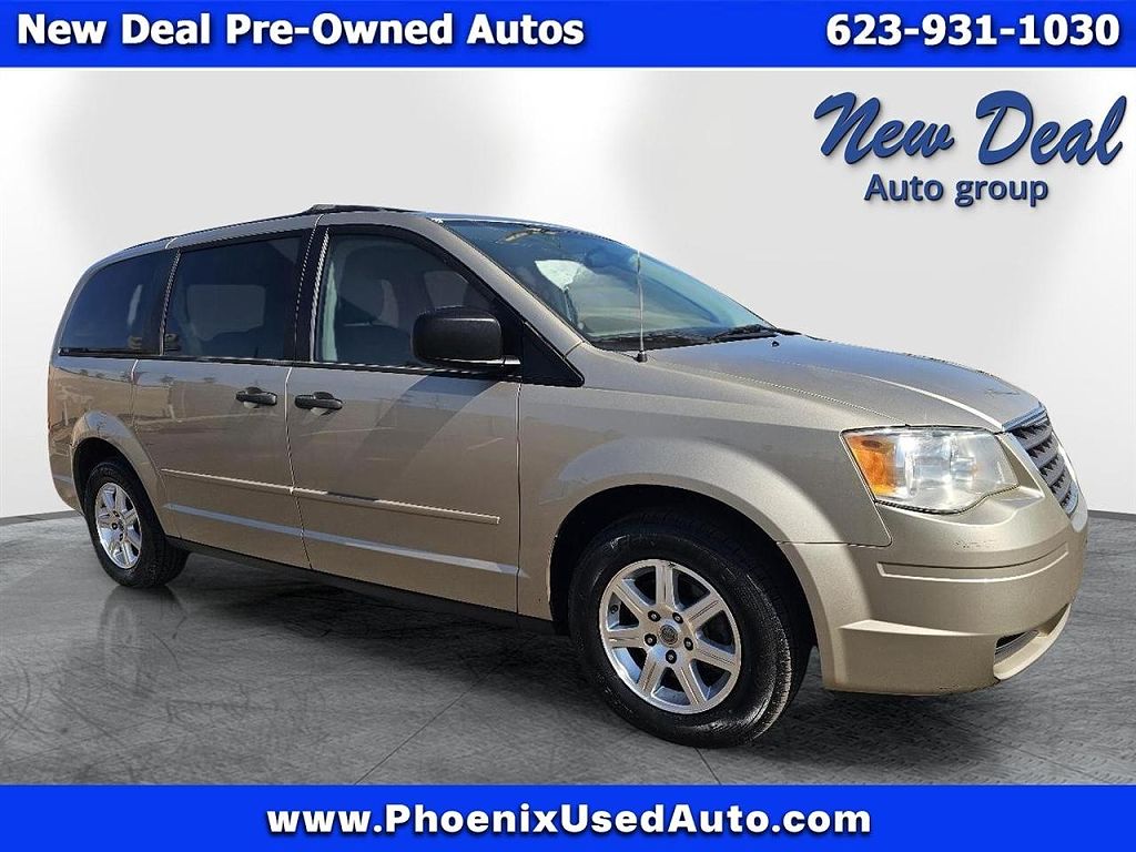 2008 Chrysler Town & Country LX