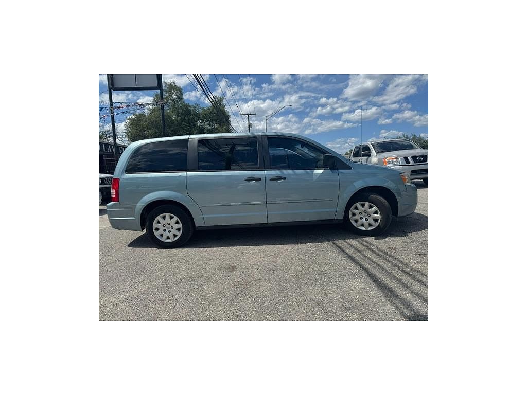 2008 Chrysler Town and Country LX