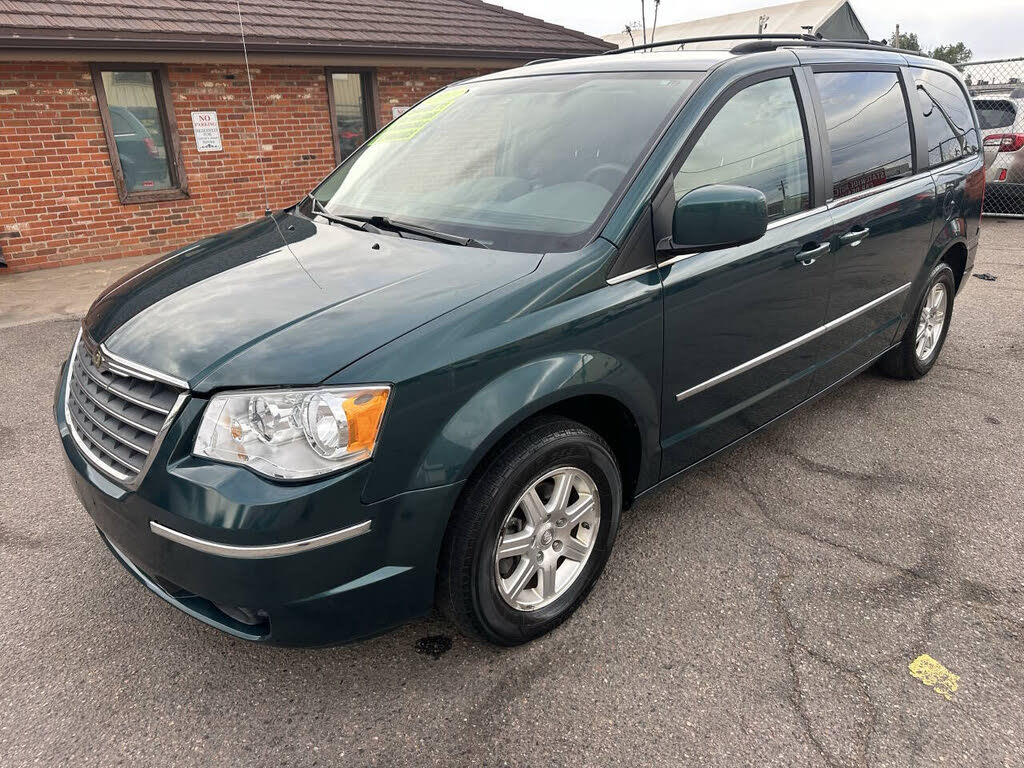 2009 Chrysler Town and Country Touring