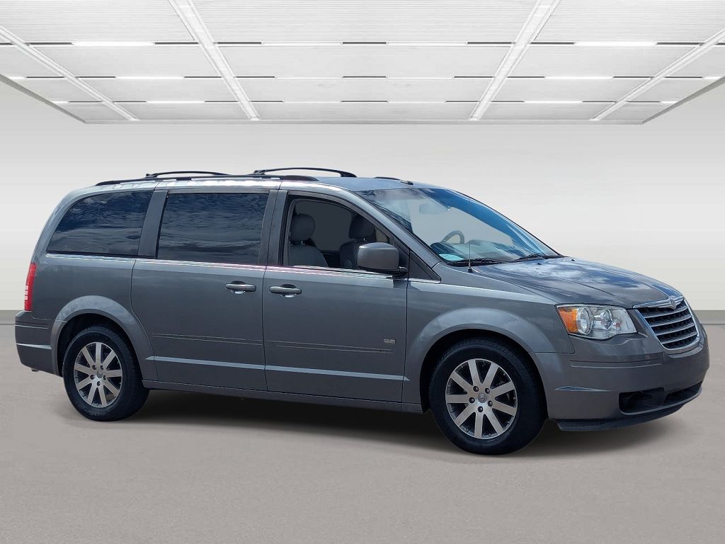 2009 Chrysler Town & Country Touring
