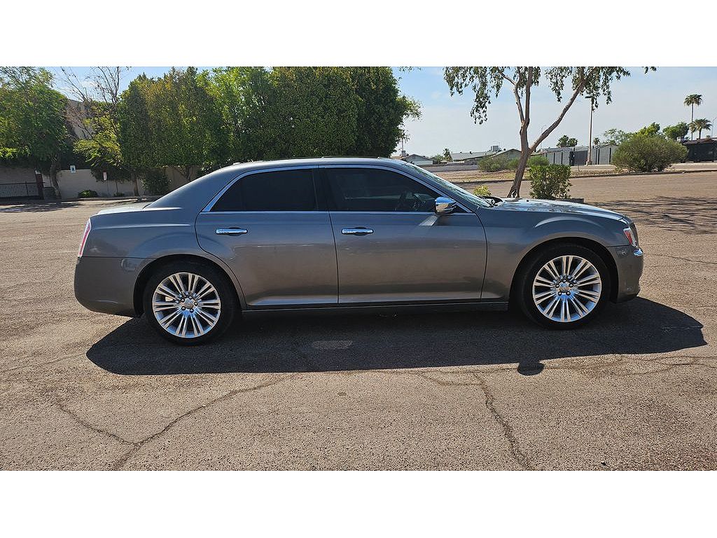 2011 Chrysler 300 C