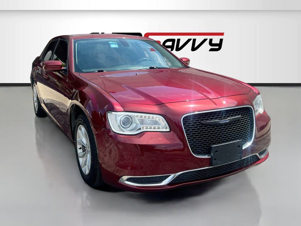 2020 Chrysler 300 Touring L