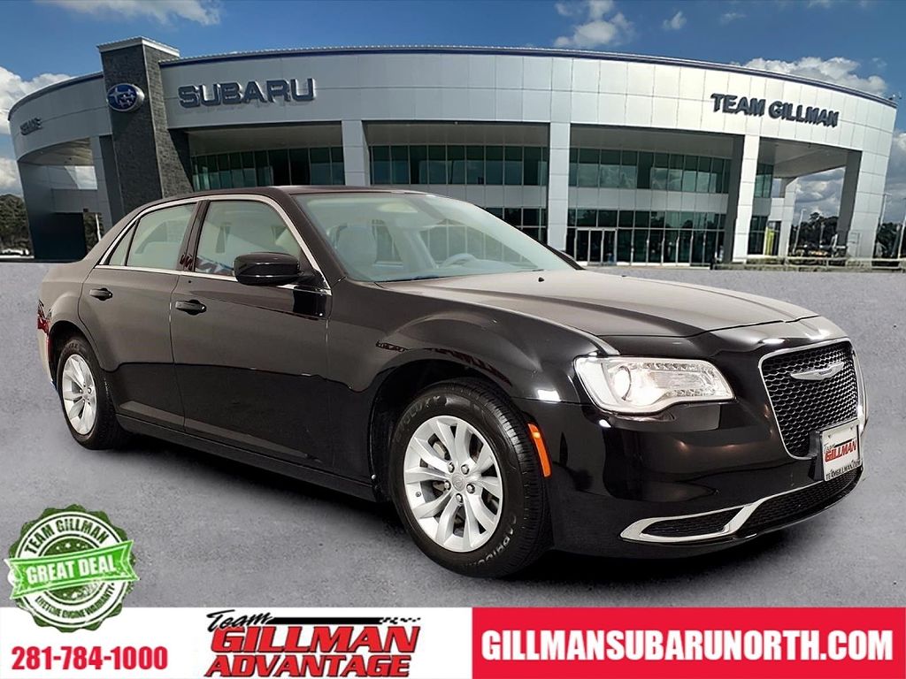 2023 Chrysler 300 Touring
