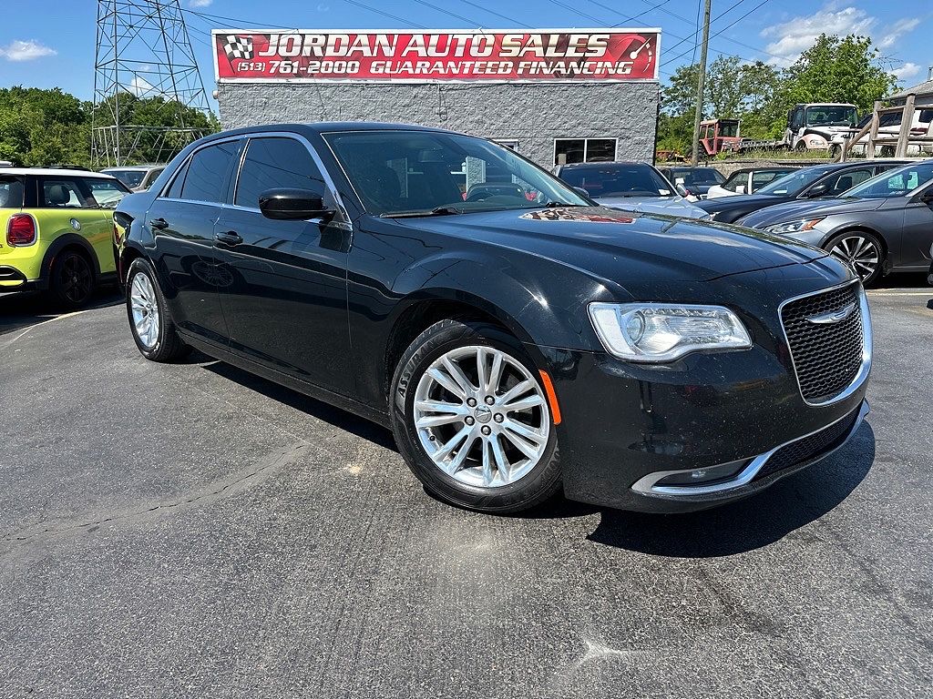 2018 Chrysler 300 Touring L