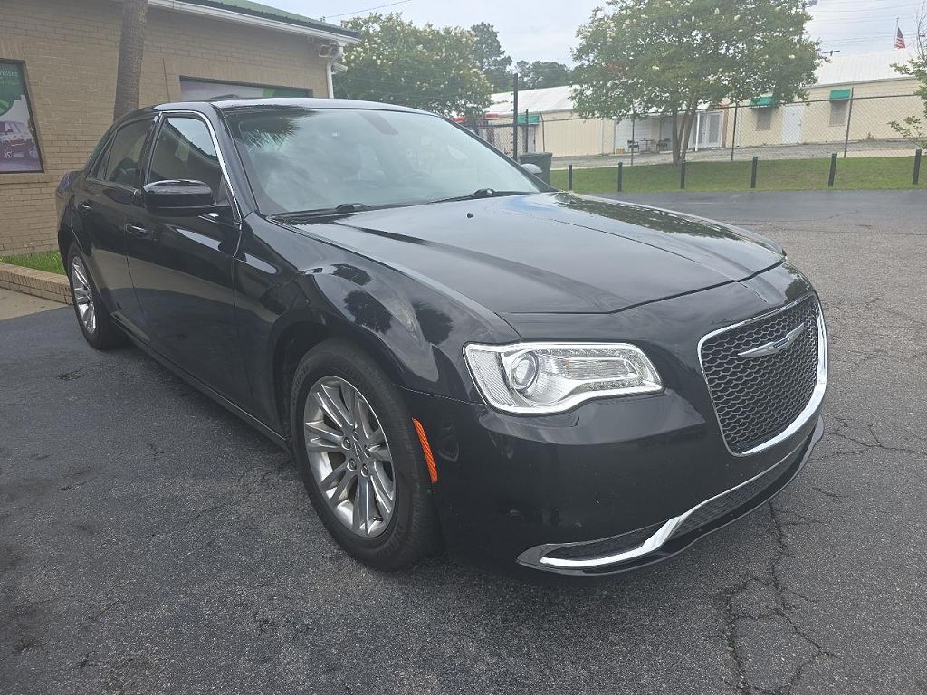 2020 Chrysler 300 Touring L