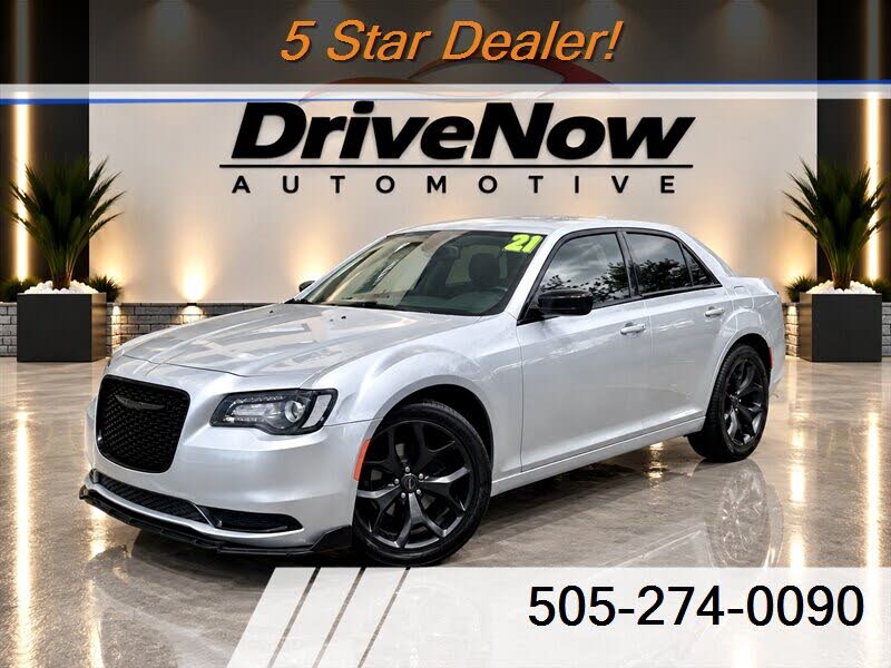 2021 Chrysler 300 Touring L