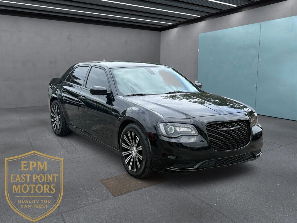 2022 Chrysler 300 Touring