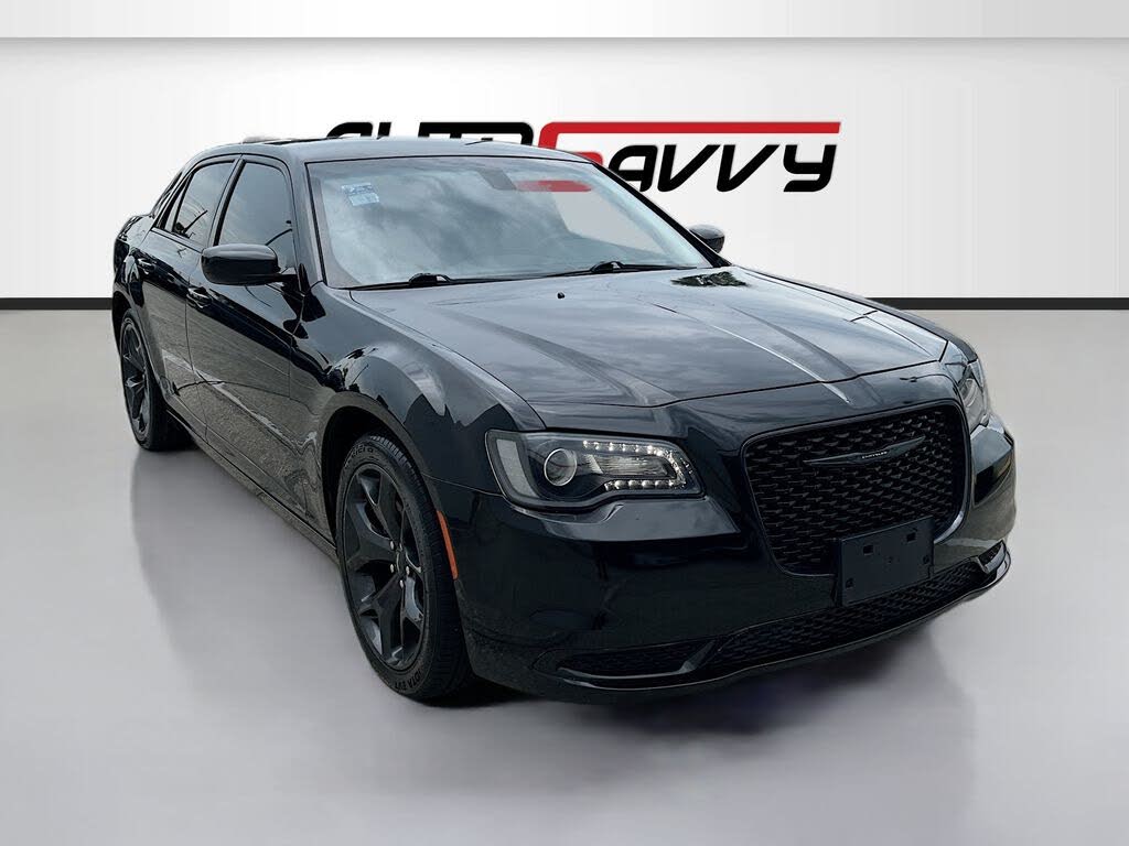 2023 Chrysler 300 Touring